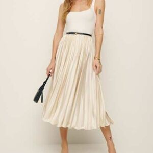 Reformation Bala Satin Skirt Ivory - Size 2